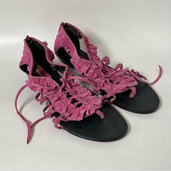 Betsey Johnson Cicii Suede Wedge Pink Ruffle Strappy Leather Sandals Boho Chic 8 - Picture 3 of 9
